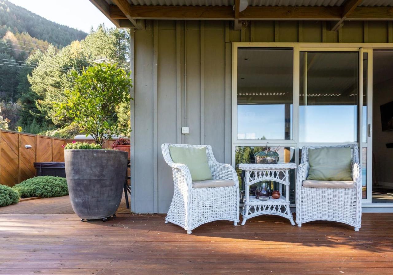Private Cottage With Spa And Amazing Lake Views Closeburn Extérieur photo